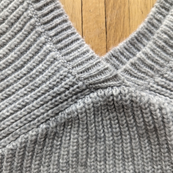 Pale blue Chunk Cropped Sweater - Picture 2 of 2